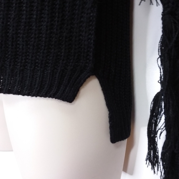 Trendy Threads Black Pullover Knit Sweater - Picture 4 of 5